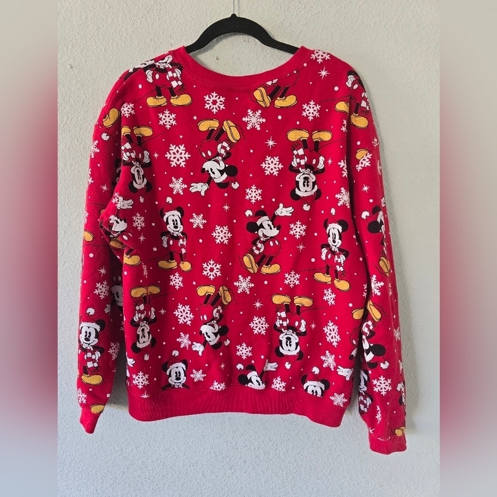 Disney Sweatshirt Women Red Sz L  Mickey Mouse Novelty Snokflakes Print … - Picture 8 of 9
